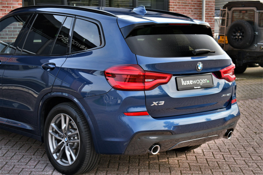 BMW X3 xDrive20i M-Sport Trekhaak HiFi Shadowline Gesture-control