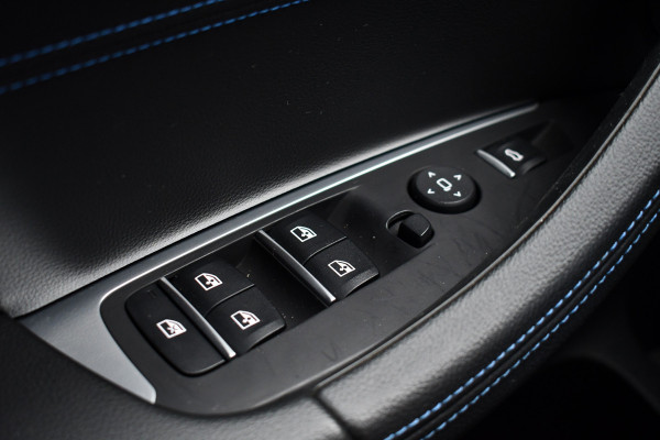 BMW X3 xDrive20i M-Sport Trekhaak HiFi Shadowline Gesture-control