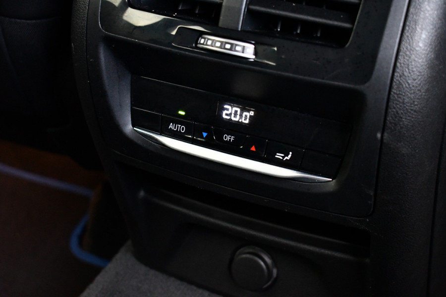 BMW X3 xDrive20i M-Sport Trekhaak HiFi Shadowline Gesture-control