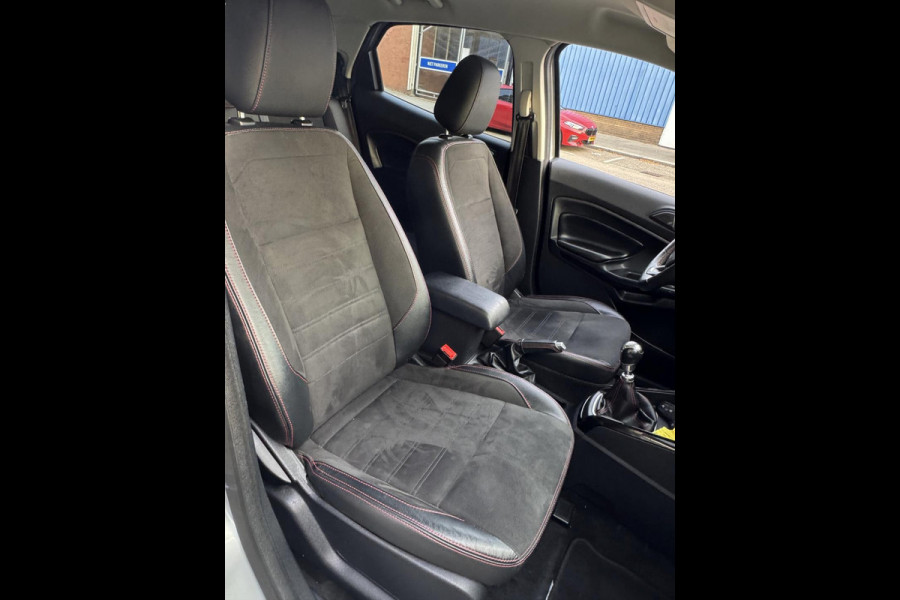 Ford EcoSport 1.0 EcoBoost ST-Line 125PK - Navigatie / Apple CarPlay I Airco I Sport pakket I LED I PDC I Dealer onderhouden