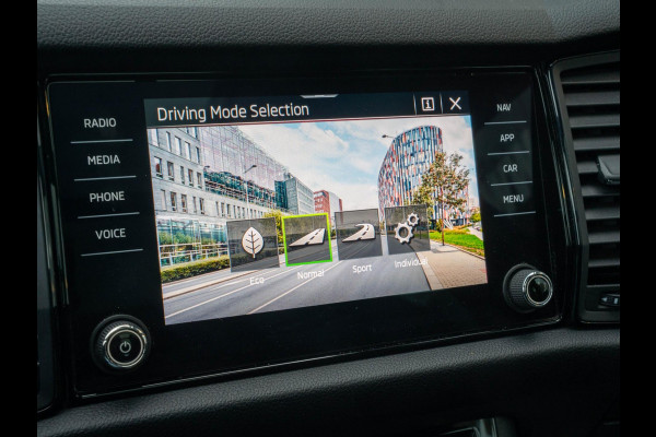 Škoda Kodiaq 1.5 TSI Sportline Business / Adaptief / Memory / Carplay / Camera / DSG Škoda Kodiaq 1.5 TSI Sportline Business / Adaptief / Memory / Carplay / Camera / DSG