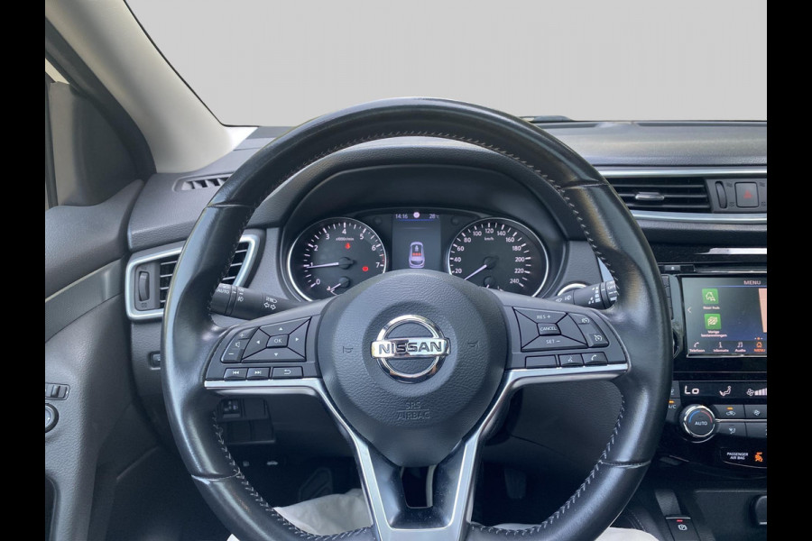 Nissan QASHQAI 1.3 DIG-T N-Connecta Nissan QASHQAI 1.3 DIG-T N-Connecta