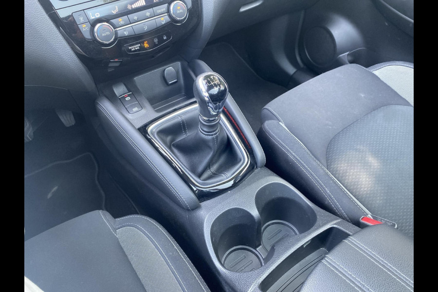 Nissan QASHQAI 1.3 DIG-T N-Connecta Nissan QASHQAI 1.3 DIG-T N-Connecta