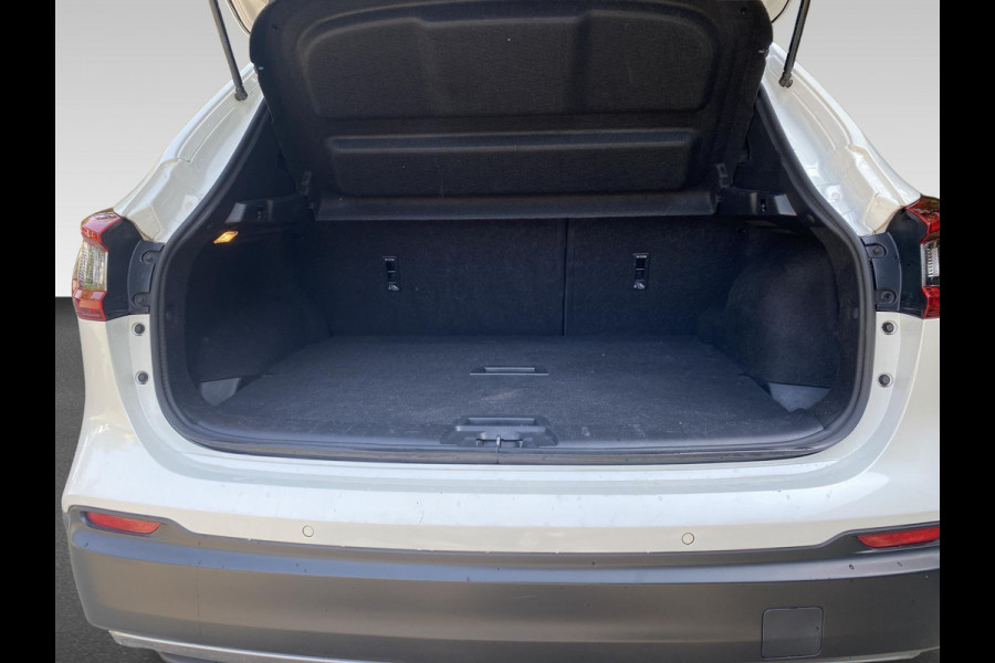 Nissan QASHQAI 1.3 DIG-T N-Connecta Nissan QASHQAI 1.3 DIG-T N-Connecta