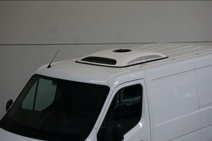 Nissan Interstar 2.3 dCi AUTOMAAT THERMO KING KÜHL KOELWAGEN Kühlwagen CLIMA/AIRCO CAMERA LEASE V/A €122,- P.M. INRUIL MOG