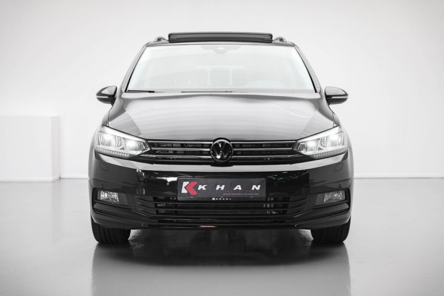 Volkswagen Touran 1.5 TSI Business 7p |Pano|Virtual|Keyless|Dodehoek|ACC|Camera|