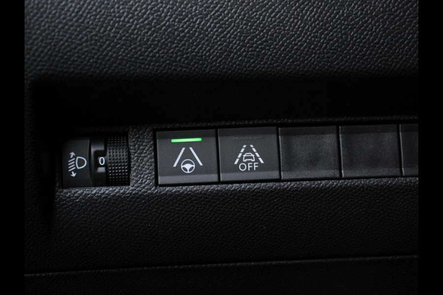 Peugeot 208 1.2 PureTech 100pk Automaat Allure Pack Climate control Adaptive cruise control LED Achteruitrijcamera Parkeersensor achter Verwarmde voorstoelen Apple Carplay/ Android Auto