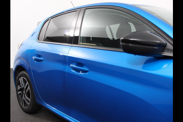 Peugeot 208 1.2 PureTech 100pk Automaat Allure Pack Climate control Adaptive cruise control LED Achteruitrijcamera Parkeersensor achter Verwarmde voorstoelen Apple Carplay/ Android Auto
