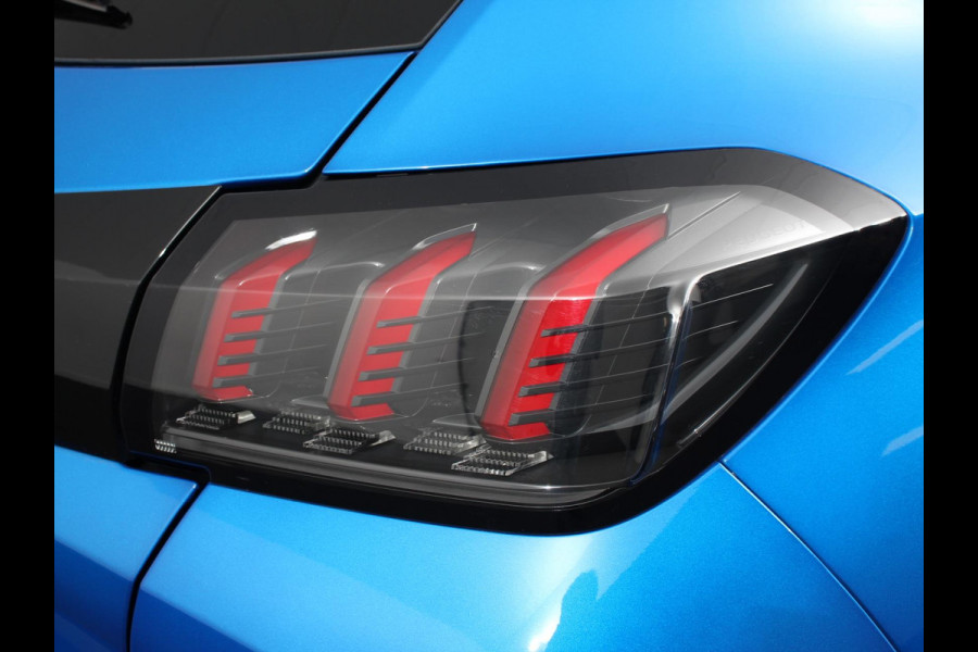 Peugeot 208 1.2 PureTech 100pk Automaat Allure Pack Climate control Adaptive cruise control LED Achteruitrijcamera Parkeersensor achter Verwarmde voorstoelen Apple Carplay/ Android Auto