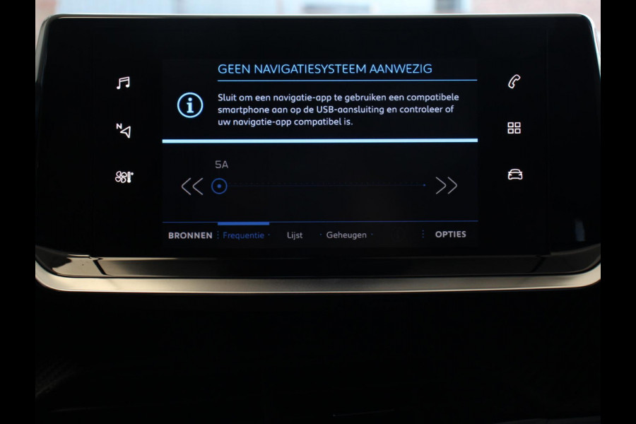 Peugeot 208 1.2 PureTech 100pk Automaat Allure Pack Climate control Adaptive cruise control LED Achteruitrijcamera Parkeersensor achter Verwarmde voorstoelen Apple Carplay/ Android Auto