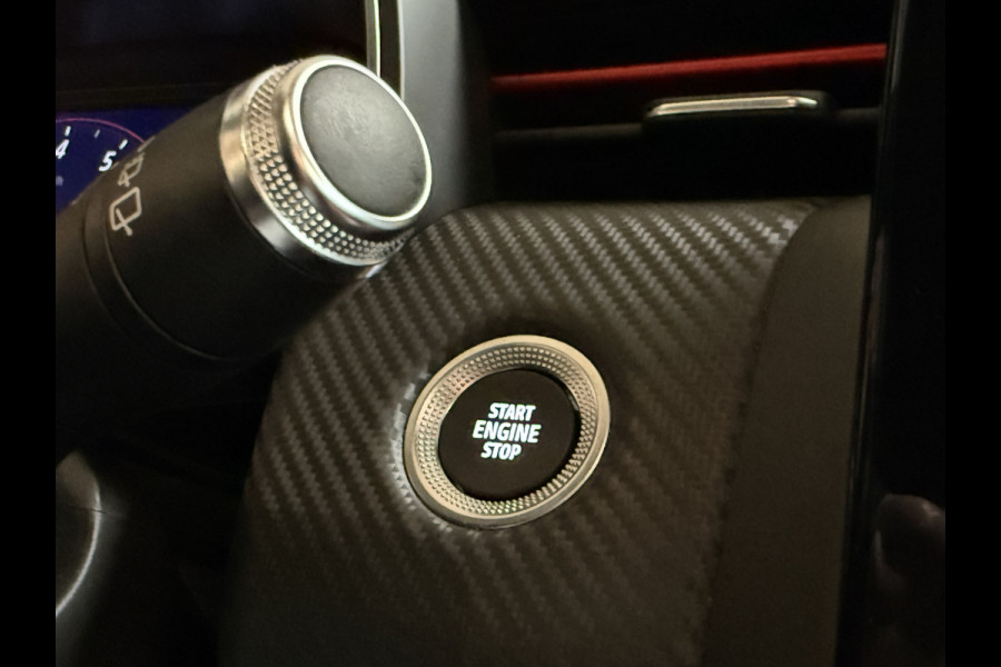 Renault Clio 1.3 TCe 130pk R.S. Line | Groot Navi | 360 | 17 " | Stoelverwarming | Carplay |
