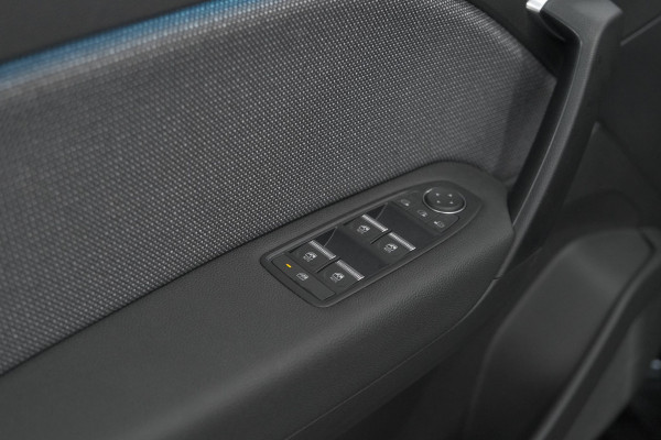 Renault Captur Mild Hybrid 160 EDC Techno | Pack Winter | Camera | Adaptieve Cruise Control | Apple Carplay