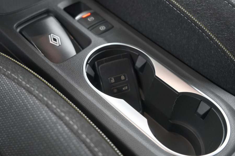 Renault Captur Mild Hybrid 160 EDC Techno | Pack Winter | Camera | Adaptieve Cruise Control | Apple Carplay
