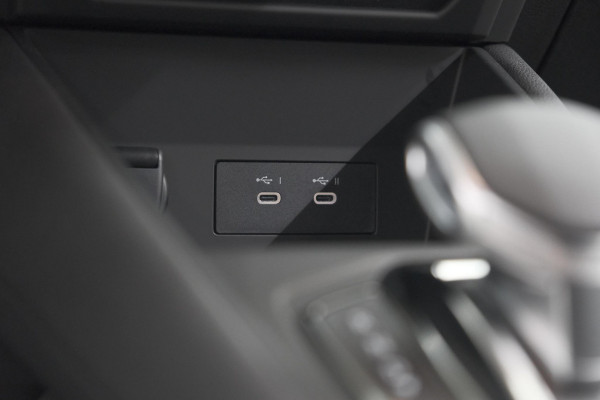 Renault Captur Mild Hybrid 160 EDC Techno | Pack Winter | Camera | Adaptieve Cruise Control | Apple Carplay