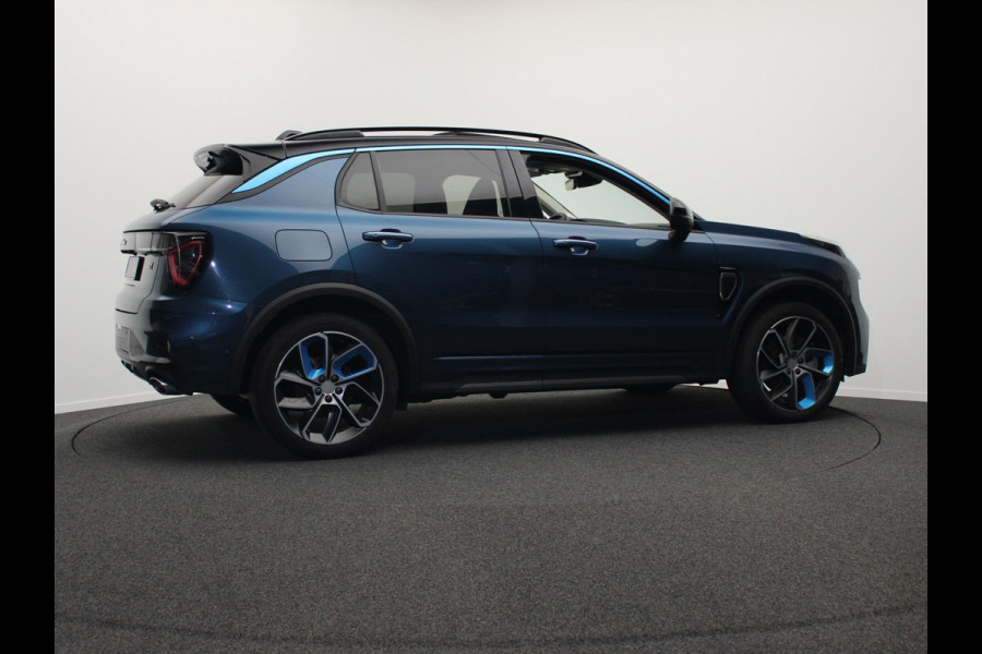 Lynk & Co 01 1.5 261PK Plug-in Hybrid *trekhaak* /Pano/dak Apple/Carplay Adaptive/Cruise