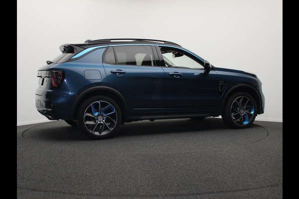 Lynk & Co 01 1.5 261PK Plug-in Hybrid *trekhaak* /Pano/dak Apple/Carplay Adaptive/Cruise