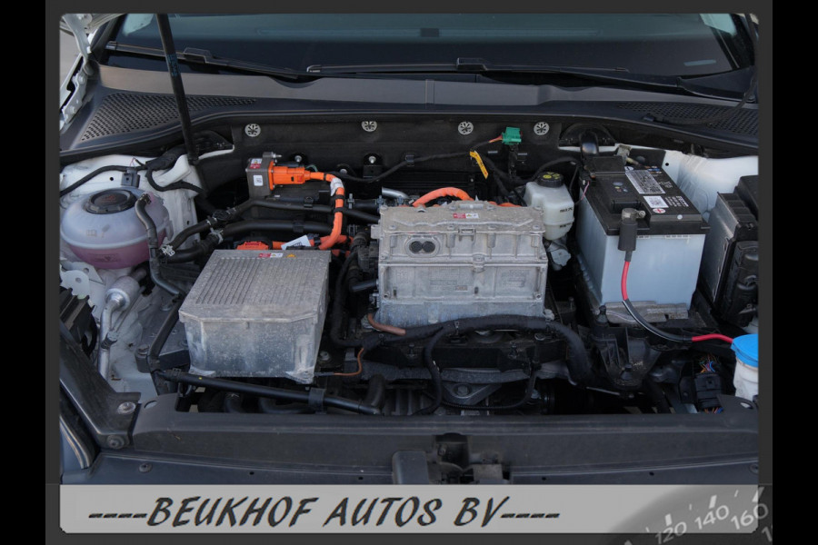 Volkswagen e-Golf Carplay Airco Navi Parksensor Adp Cruise Soh 91%