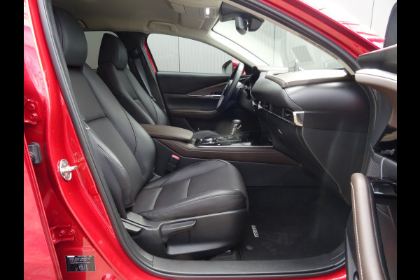 Mazda CX-30 2.0 e-SkyActiv-X M Hybrid Luxury * LAGE KM * LEER * HEAD-UP !!
