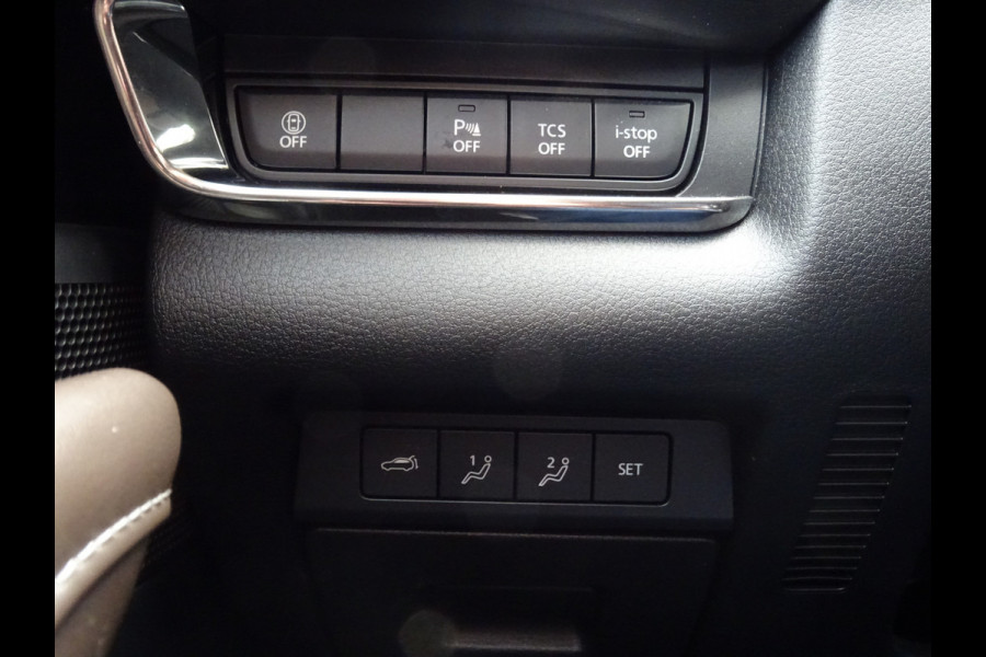 Mazda CX-30 2.0 e-SkyActiv-X M Hybrid Luxury * LAGE KM * LEER * HEAD-UP !!