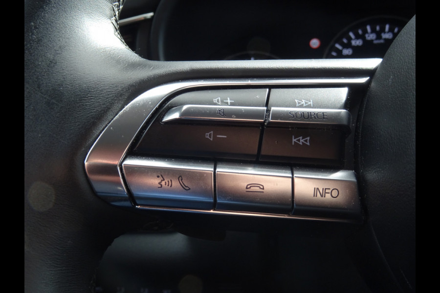 Mazda CX-30 2.0 e-SkyActiv-X M Hybrid Luxury * LAGE KM * LEER * HEAD-UP !!