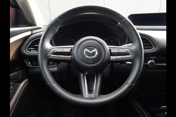 Mazda CX-30 2.0 e-SkyActiv-X M Hybrid Luxury * LAGE KM * LEER * HEAD-UP !!