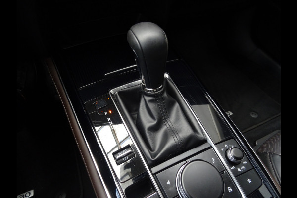 Mazda CX-30 2.0 e-SkyActiv-X M Hybrid Luxury * LAGE KM * LEER * HEAD-UP !!