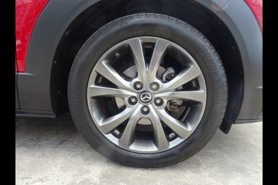 Mazda CX-30 2.0 e-SkyActiv-X M Hybrid Luxury * LAGE KM * LEER * HEAD-UP !!