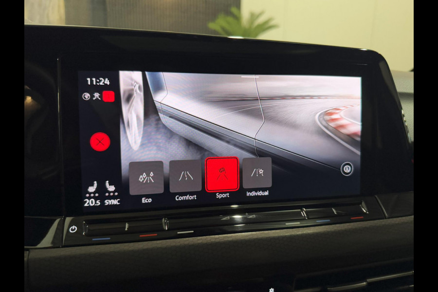 Volkswagen Golf 2.0 TSI GTI|PANO|IQ|HEAD UP|HK|BOMVOL Volkswagen Golf 2.0 TSI GTI|PANO|IQ|HEAD UP|HK|BOMVOL