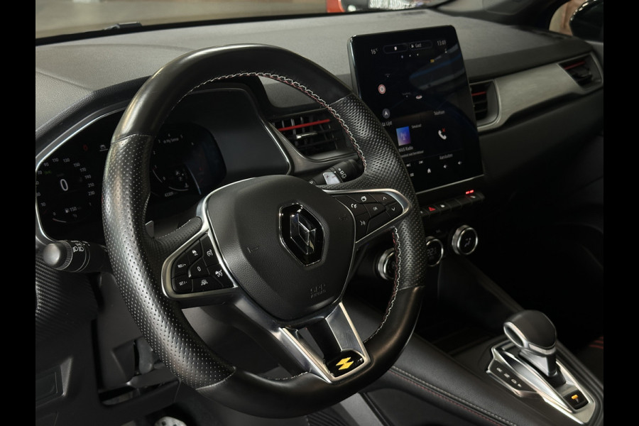 Renault Captur 1.3 mild hybrid 160 R.S. Line Groot Navi | Camera | 18" | ACC | Blindspot | Carplay | PDC V+A 100% Dealer onderhouden!