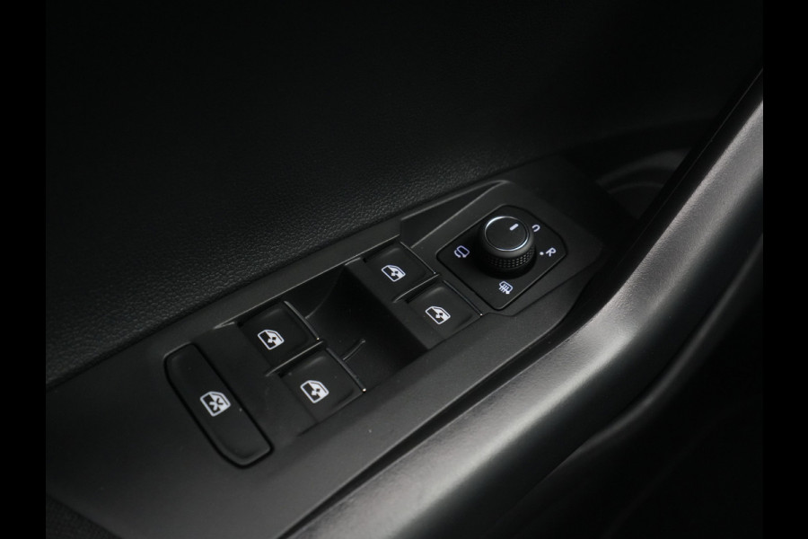 Volkswagen Polo 1.0 TSI 95 5MT R-Line Edition Telefoon draadloos oplaadbaar (Wireless Charging)