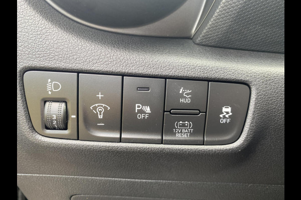 Hyundai Kona 1.6 GDI HEV Fashion | navigatie | head-up display | adaptive cruise | blind-spot Hyundai Kona 1.6 GDI HEV Fashion | navigatie | head-up display | adaptive cruise | blind-spot