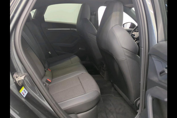 Audi A3 Limousine 30 TFSI S edition | Navi | Virtual | Stoel Verwarming |