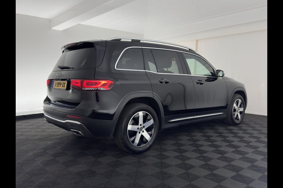 Mercedes-Benz Glb 180 d Business Solution Luxury [ 7-Pers. ] (INCL-BTW) Aut. *LUXURY-LEATHER | FULL-LED | AMBIENT-LIGHT | WIDESCREEN-DIGI-COCKPIT | HEATED-COMFORTSEATS | CAMERA | DAB+ | NAVI-FULLMAP | ECC | MEMORY-PACK | PDC | CRUISE | PRIVACY-GLASS |
