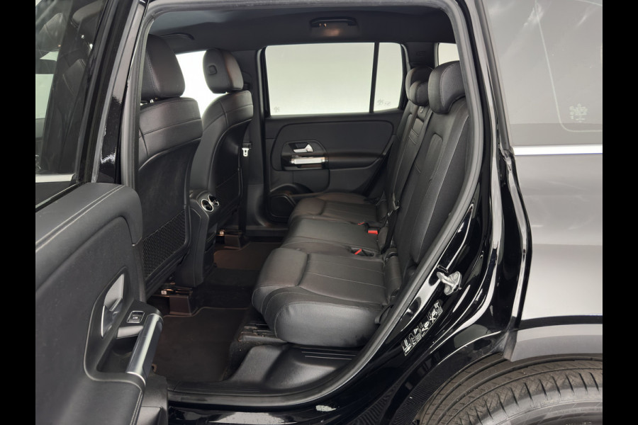 Mercedes-Benz Glb 180 d Business Solution Luxury [ 7-Pers. ] (INCL-BTW) Aut. *LUXURY-LEATHER | FULL-LED | AMBIENT-LIGHT | WIDESCREEN-DIGI-COCKPIT | HEATED-COMFORTSEATS | CAMERA | DAB+ | NAVI-FULLMAP | ECC | MEMORY-PACK | PDC | CRUISE | PRIVACY-GLASS |