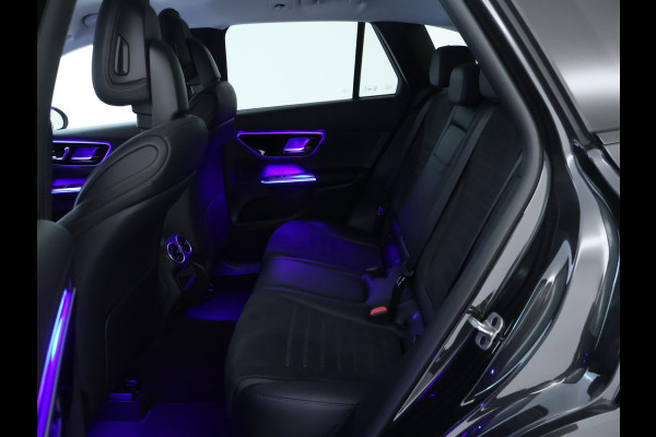 Mercedes-Benz GLC 300 e 4MATIC AMG Plug-In Hybride | AMG Line | Night Pakket | Trekhaak | Alarm Klasse 3 | Distronic | Memory Voorstoelen | Stuur en Stoelverwarming. Inclusief 24 maanden MB Certified garantie voor Europa.