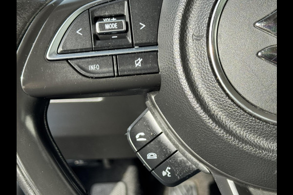 Suzuki Swift 1.2 Select Airco Achteruitrijcamera Apple Carplay Android Auto DAB Bleutooth Verwarmbare buitenspiegels