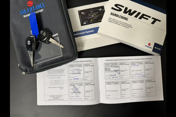 Suzuki Swift 1.2 Select Airco Achteruitrijcamera Apple Carplay Android Auto DAB Bleutooth Verwarmbare buitenspiegels