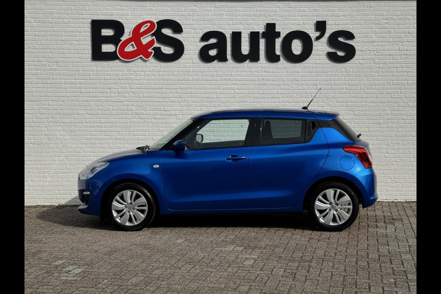 Suzuki Swift 1.2 Select Airco Achteruitrijcamera Apple Carplay Android Auto DAB Bleutooth Verwarmbare buitenspiegels