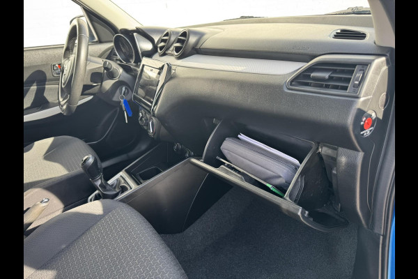 Suzuki Swift 1.2 Select Airco Achteruitrijcamera Apple Carplay Android Auto DAB Bleutooth Verwarmbare buitenspiegels