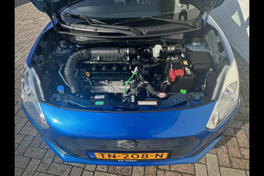 Suzuki Swift 1.2 Select Airco Achteruitrijcamera Apple Carplay Android Auto DAB Bleutooth Verwarmbare buitenspiegels