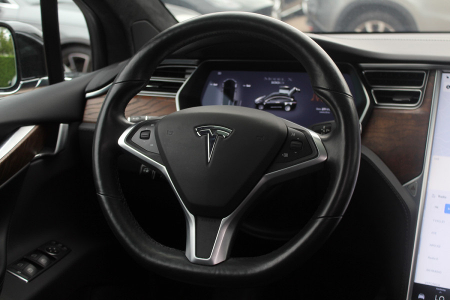 Tesla Model X 100D 6p. / SoH 89.8% / Autopilot / Trekhaak / Panoramadak / 20'' / Luxe Leder / Luchtvering