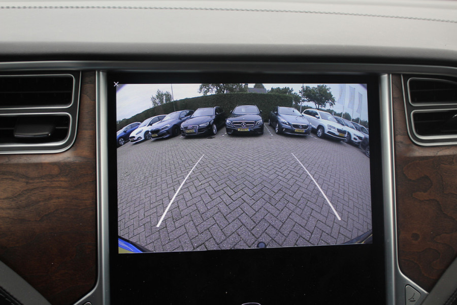 Tesla Model X 100D 6p. / SoH 89.8% / Autopilot / Trekhaak / Panoramadak / 20'' / Luxe Leder / Luchtvering