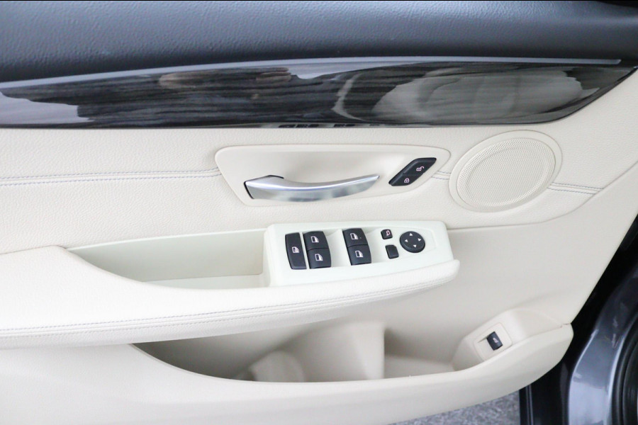 BMW 2 Serie Active Tourer 220i High Executive