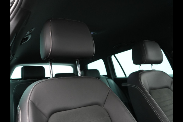 Volkswagen Passat Variant 1.4 TSI PHEV GTE Business Plug In Hybrid 218pk PHEV | Trekhaak Af Fabriek | Adaptive Cruise | Alcantara Sportstoelen Massage & Verwarmd | Camera | Apple Carplay | Stuur Verwarmd | Virtual | Navigatie | DAB |