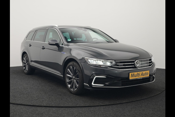Volkswagen Passat Variant 1.4 TSI PHEV GTE Business Plug In Hybrid 218pk PHEV | Trekhaak Af Fabriek | Adaptive Cruise | Alcantara Sportstoelen Massage & Verwarmd | Camera | Apple Carplay | Stuur Verwarmd | Virtual | Navigatie | DAB |