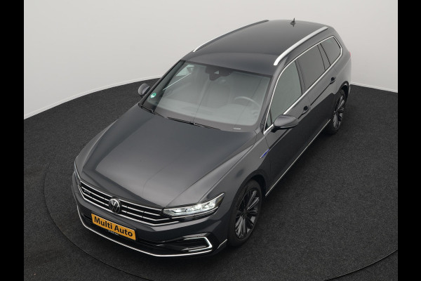 Volkswagen Passat Variant 1.4 TSI PHEV GTE Business Plug In Hybrid 218pk PHEV | Trekhaak Af Fabriek | Adaptive Cruise | Alcantara Sportstoelen Massage & Verwarmd | Camera | Apple Carplay | Stuur Verwarmd | Virtual | Navigatie | DAB |