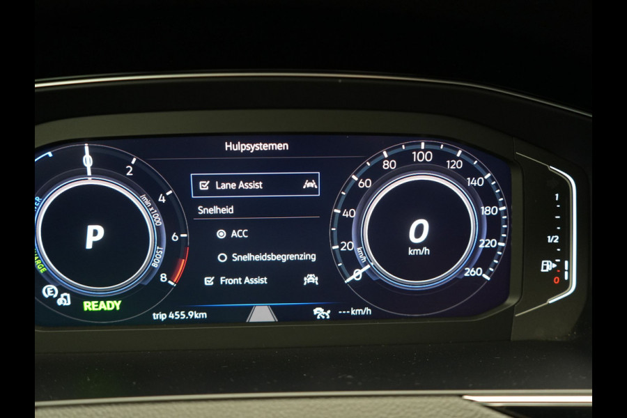 Volkswagen Passat Variant 1.4 TSI PHEV GTE Business Plug In Hybrid 218pk PHEV | Trekhaak Af Fabriek | Adaptive Cruise | Alcantara Sportstoelen Massage & Verwarmd | Camera | Apple Carplay | Stuur Verwarmd | Virtual | Navigatie | DAB |