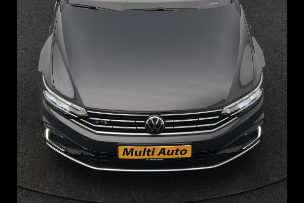 Volkswagen Passat Variant 1.4 TSI PHEV GTE Business Plug In Hybrid 218pk PHEV | Trekhaak Af Fabriek | Adaptive Cruise | Alcantara Sportstoelen Massage & Verwarmd | Camera | Apple Carplay | Stuur Verwarmd | Virtual | Navigatie | DAB |