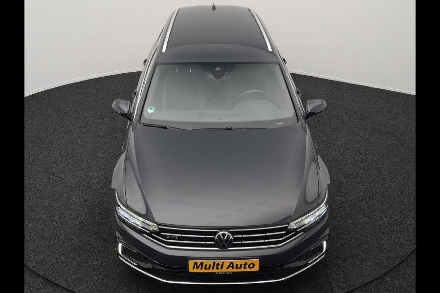 Volkswagen Passat Variant 1.4 TSI PHEV GTE Business Plug In Hybrid 218pk PHEV | Trekhaak Af Fabriek | Adaptive Cruise | Alcantara Sportstoelen Massage & Verwarmd | Camera | Apple Carplay | Stuur Verwarmd | Virtual | Navigatie | DAB |