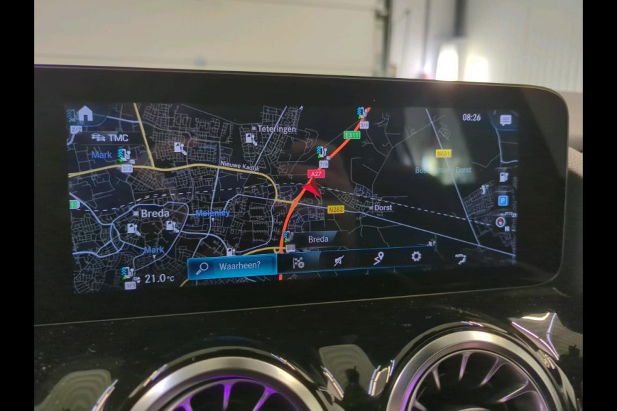 Mercedes-Benz EQA 250 Business Sol. Luxury 67 kWh | Navi | Camera | Sfeer Verlichting |